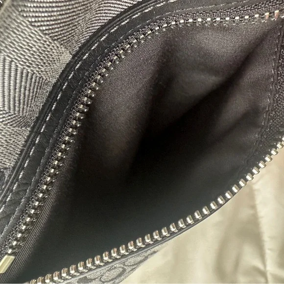 Coach Legacy Stripe Duffle Bag - Picture 9 of 16